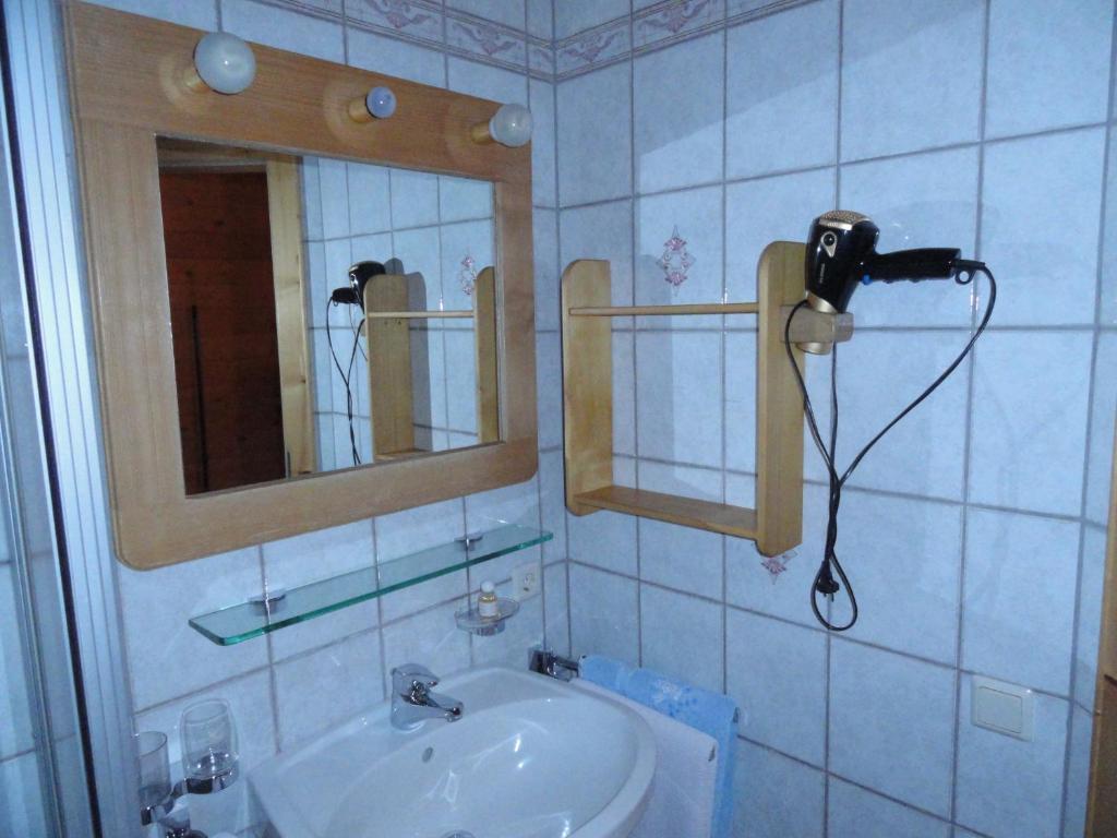 Baby- Und Kinderhof Aicherbauer Seeham Habitación foto